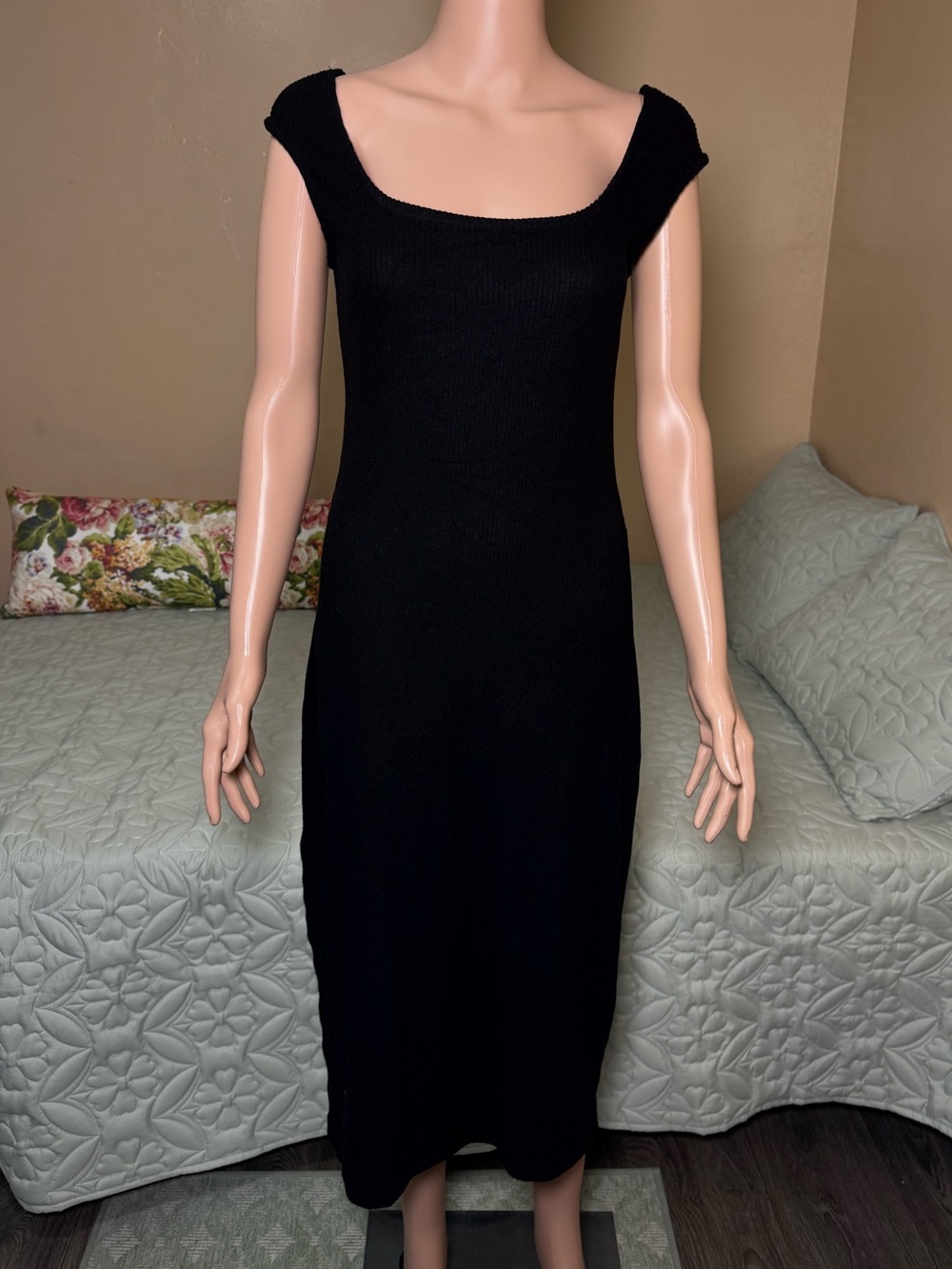 Universal Thread Goods Co. Black Rib Knit Square Neck Bodycon Midi Dress M